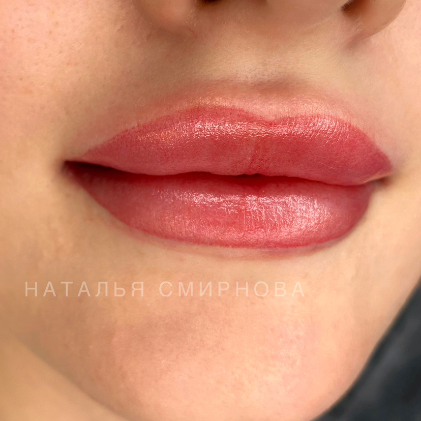 Перманентный макияж губ коррекция