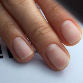 Маникюр комбинированный без покрытия гель лак.