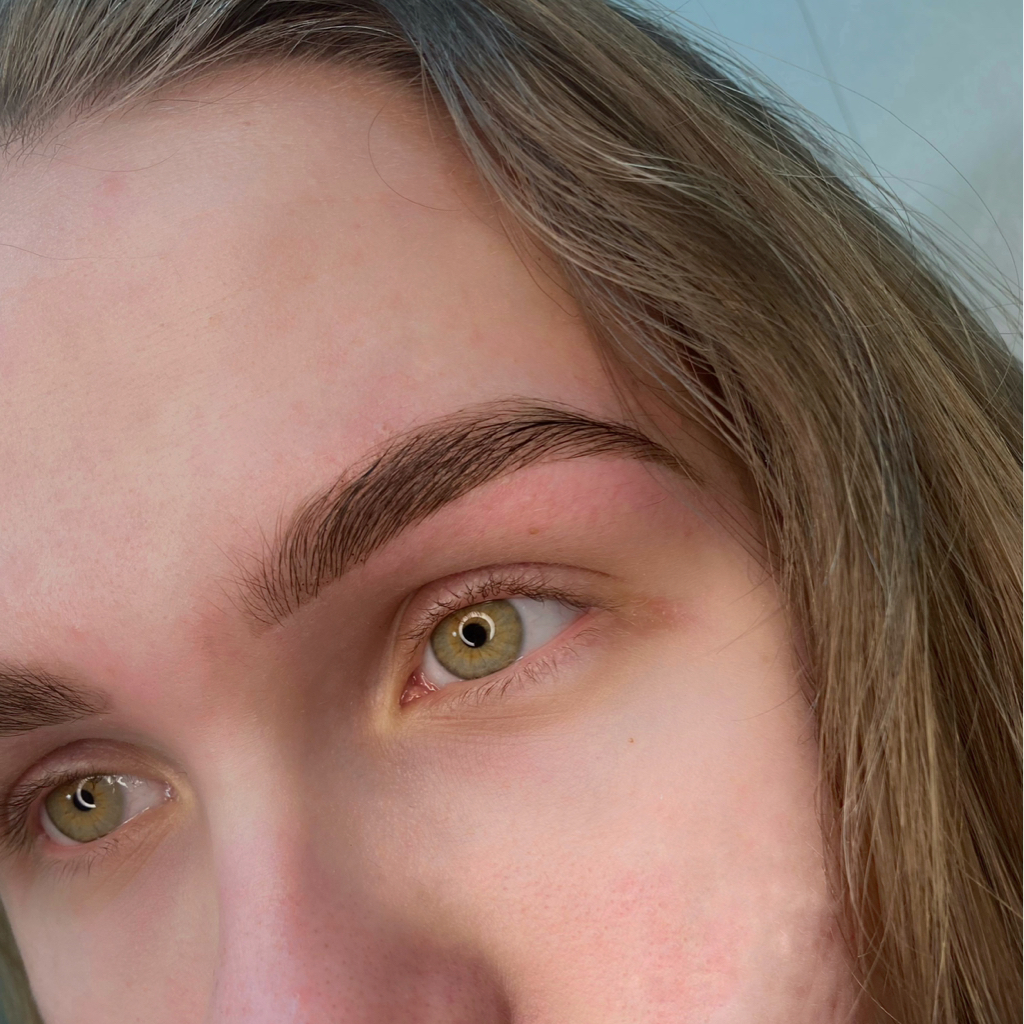 Оформление + окрашивание бровей