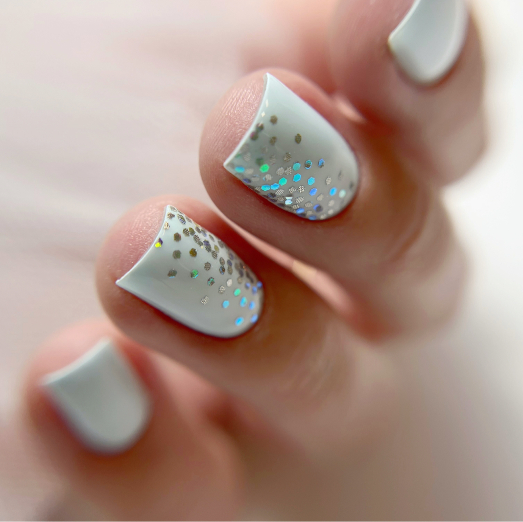 Маникюр с УКРЕПЛЕНИЕМ + однотонные покрытие