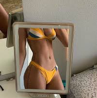 Глубокое бикини