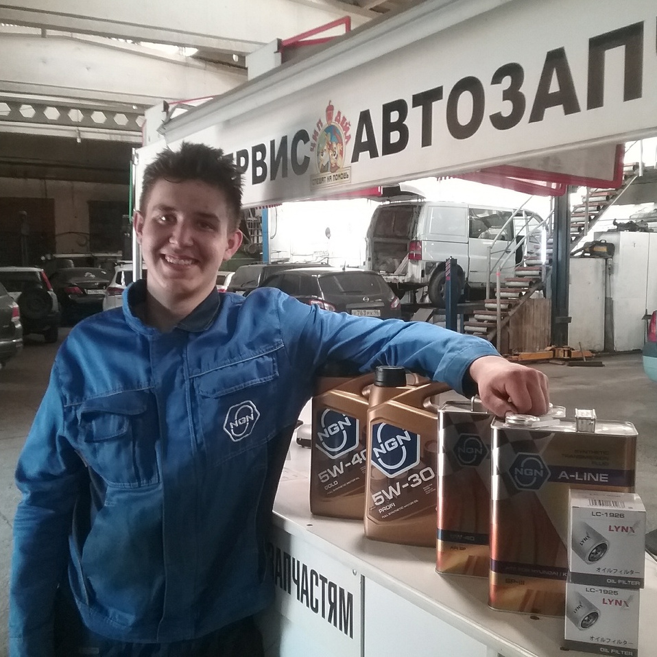 Масло моторное + масляный фильтр, в механической коробке передач,мостаx,редуктораx,раздатках,замена