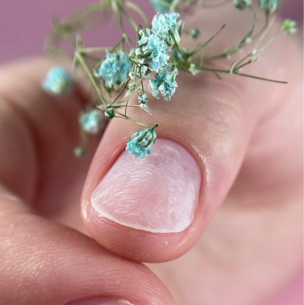 Снятие и маникюр