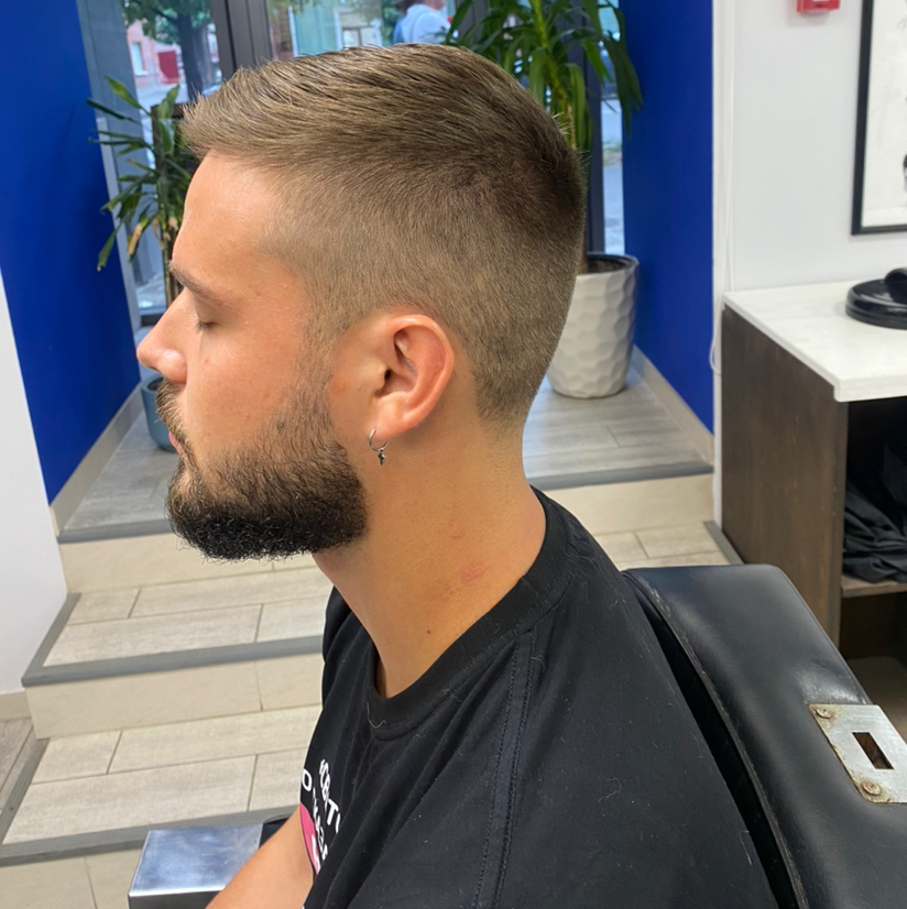 Стрижка бороды и усов