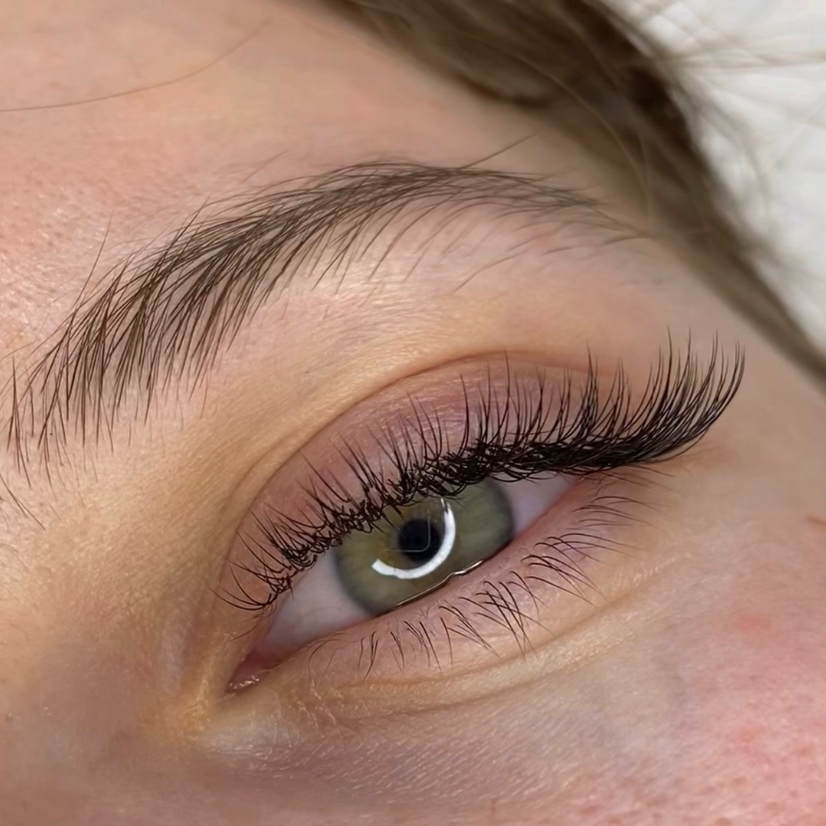 Наращивание ресниц 1,5D