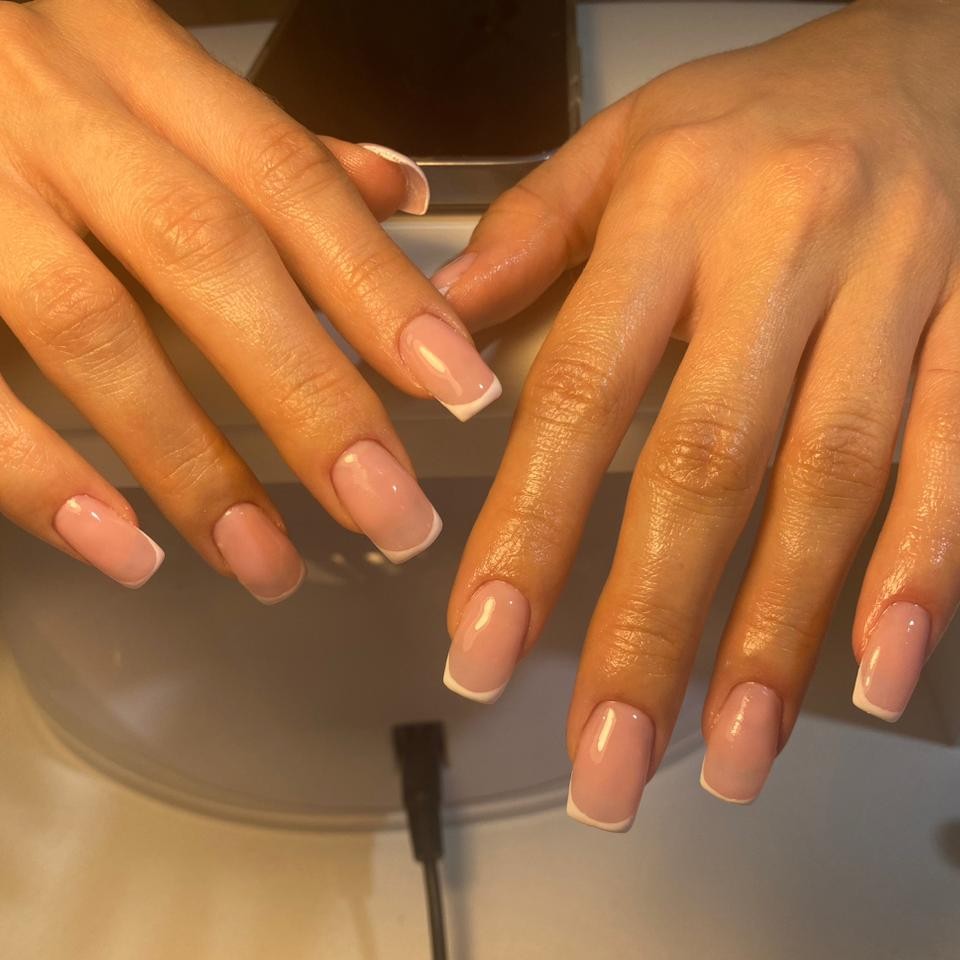 Коррекция ногтей