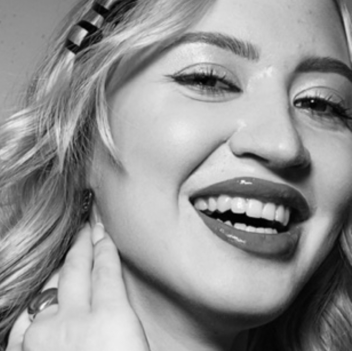 Оформление бровей