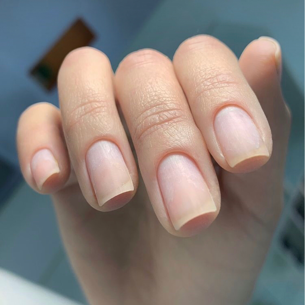 Маникюр без покрытия