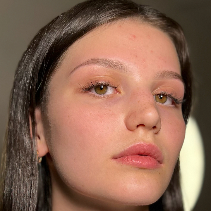 Оформление бровей+ Осветление