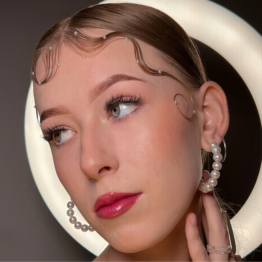 Оформление бровей