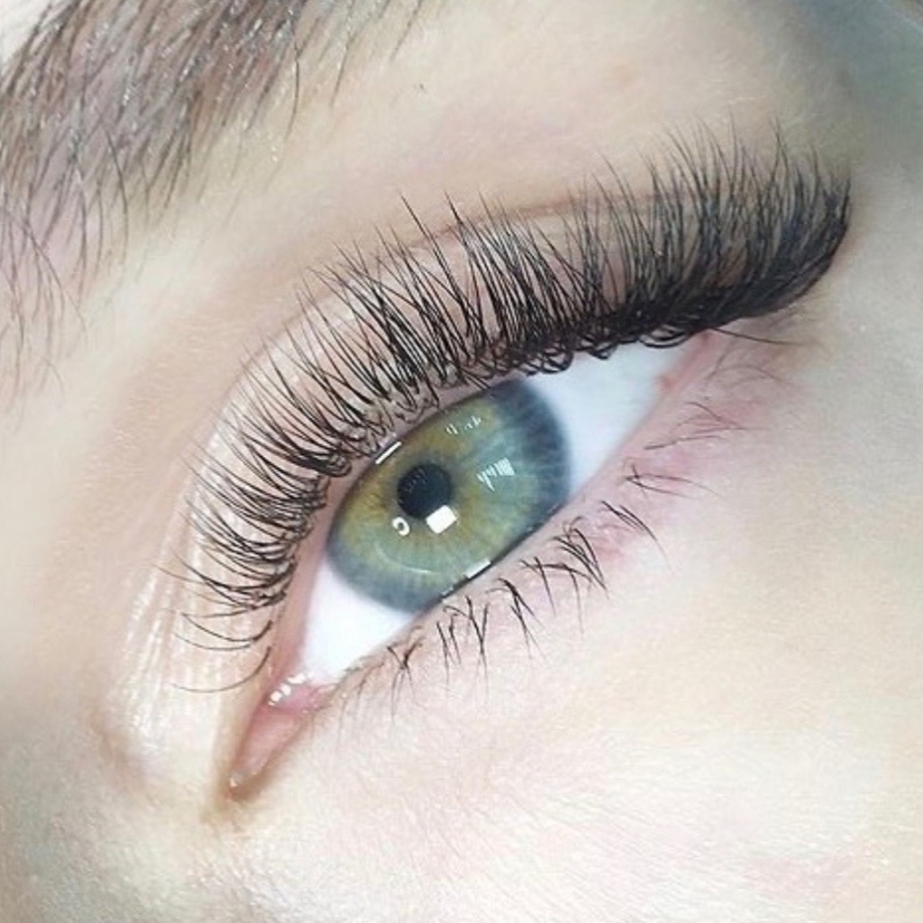 классическое наращивание ресниц