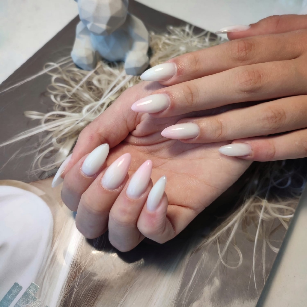 Наращивание ногтей + Маникюр