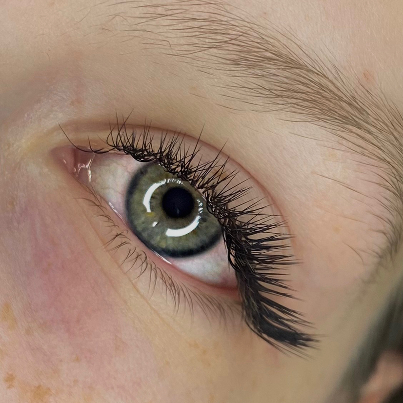Наращивание ресниц 1,5 д