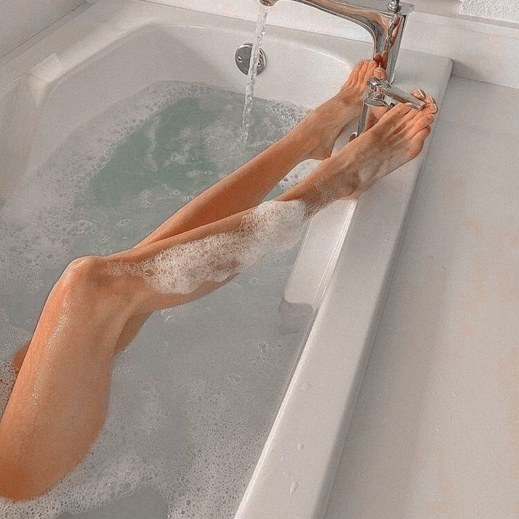 Эпиляция ног (ПОЛНОСТЬЮ)