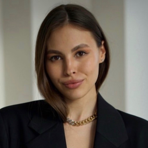 Алина