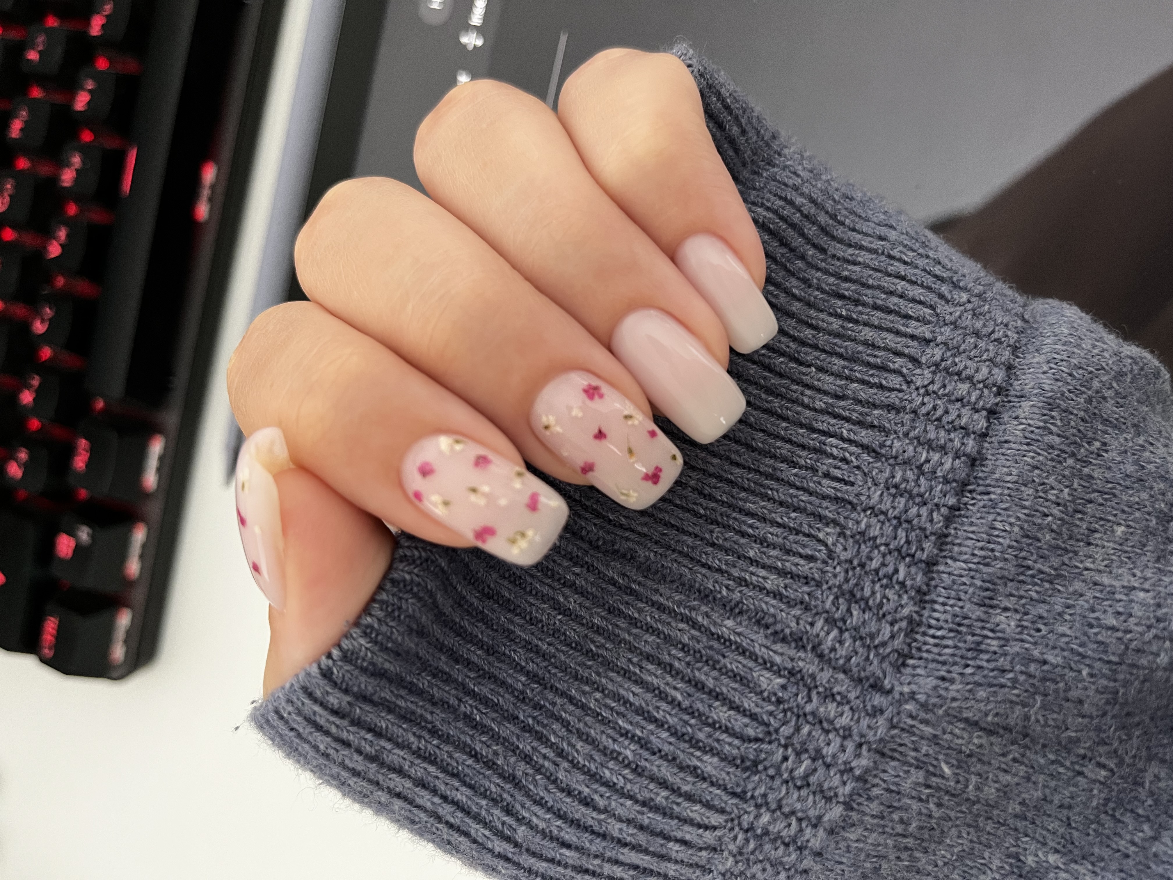 City Nails & Beauty