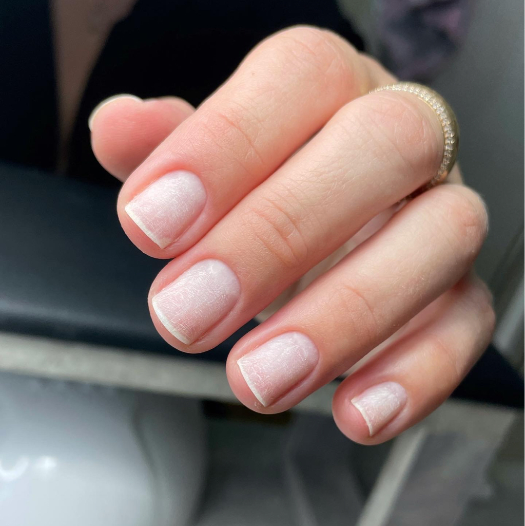 Маникюр без покрытия