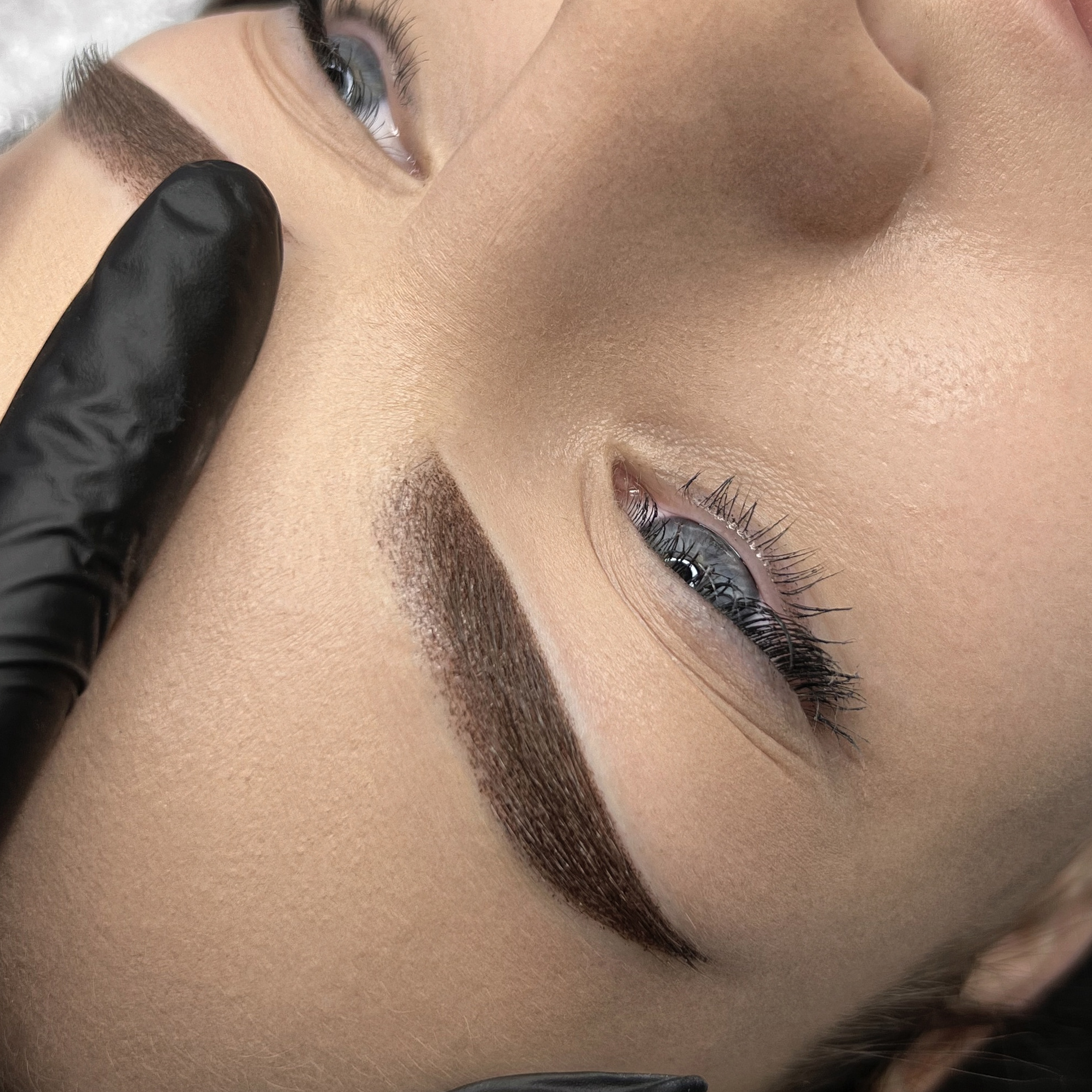 Нано-напыление бровей (обновление)