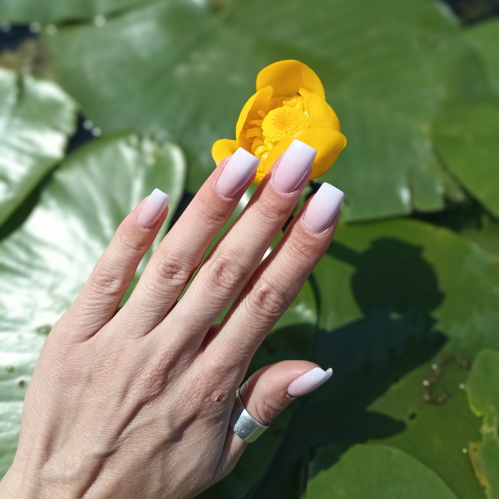 Маникюр градиент омбре