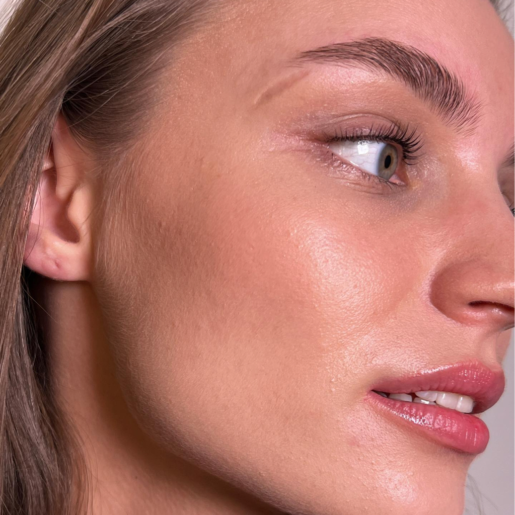 ДУ бровей (с окрашиванием) + ламинирование ресниц