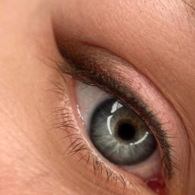 Стрелка с растушевкой (теневой эффект)