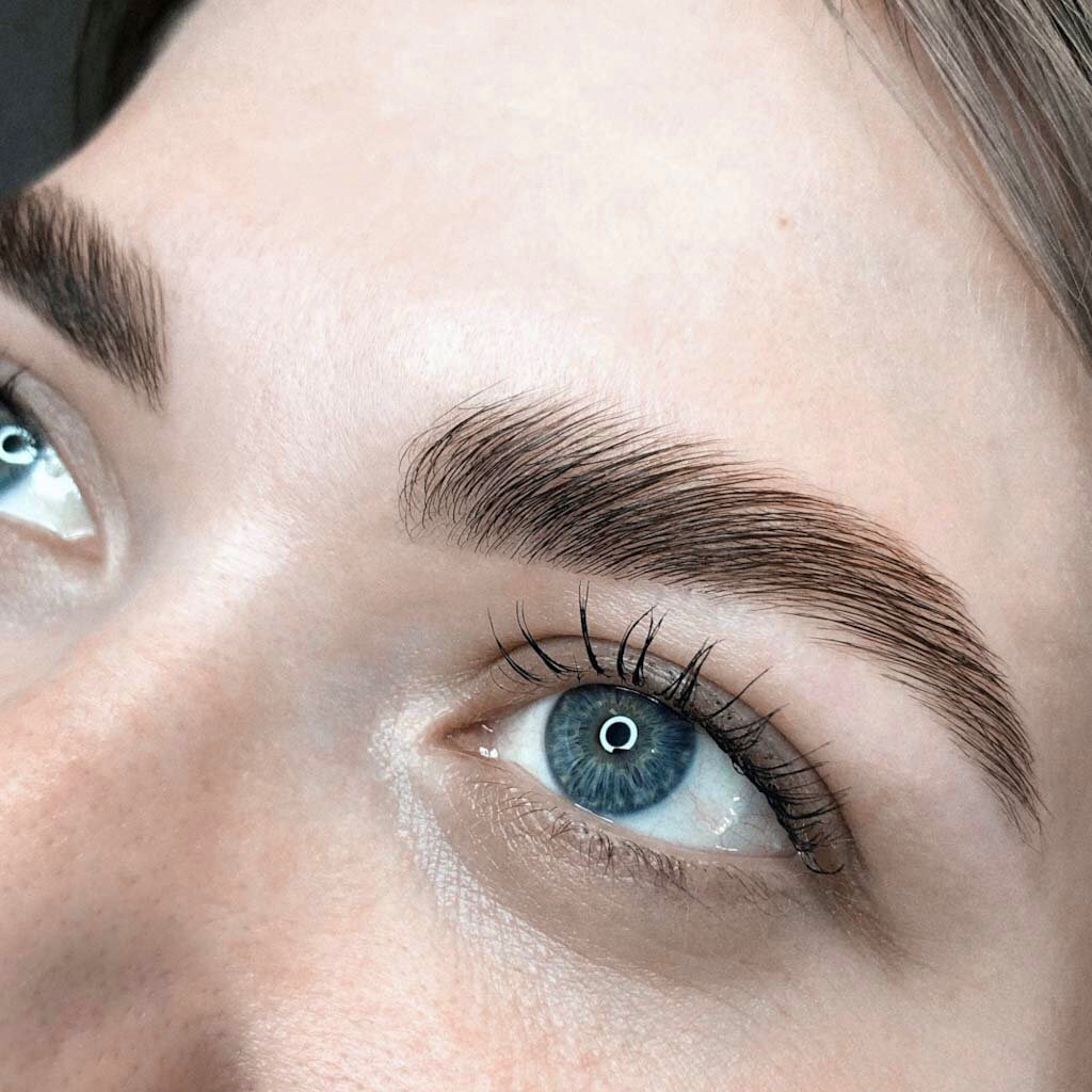 Долговременная укладка с окрашиванием