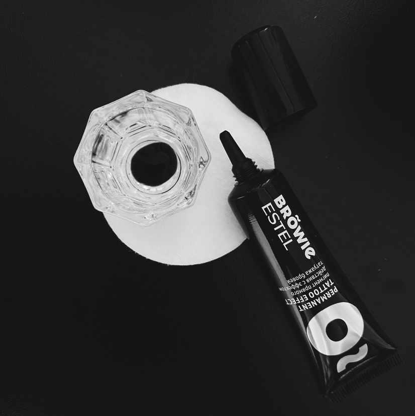 АРХИТЕКТУРА БРОВЕЙ  ▫️Коррекция бровей ( воск, пинцет) ▫️моделирование формы ▫️окрашивание