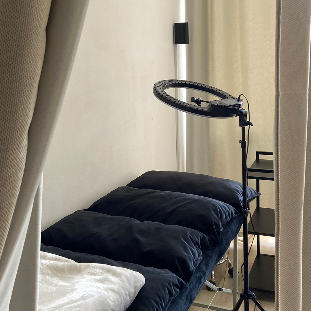 Кушетка ( по факту свободная )