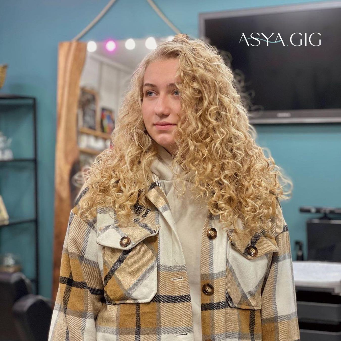 Восстановление кудрявых и вьющихся волос