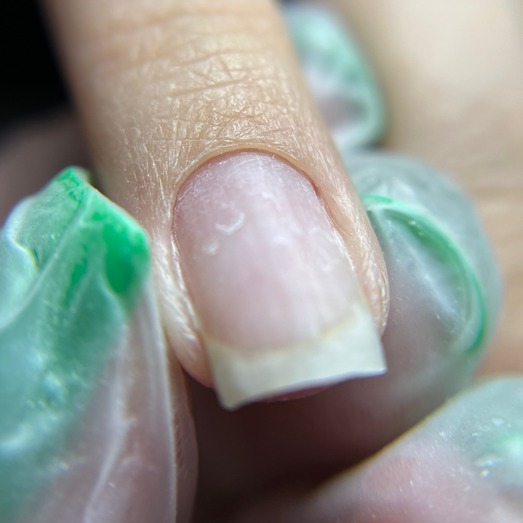 Маникюр classic