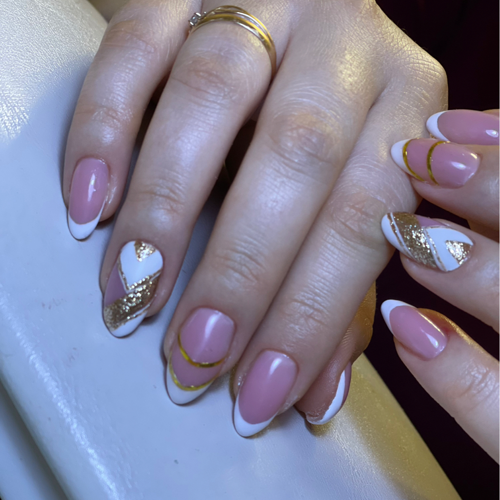 3.4 Маникюр+гельлак+френч или втирка (без снятия или мое покрытие) ( прайс 01.2025)