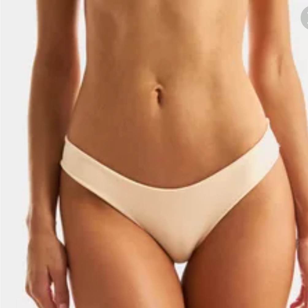 Живот полностью