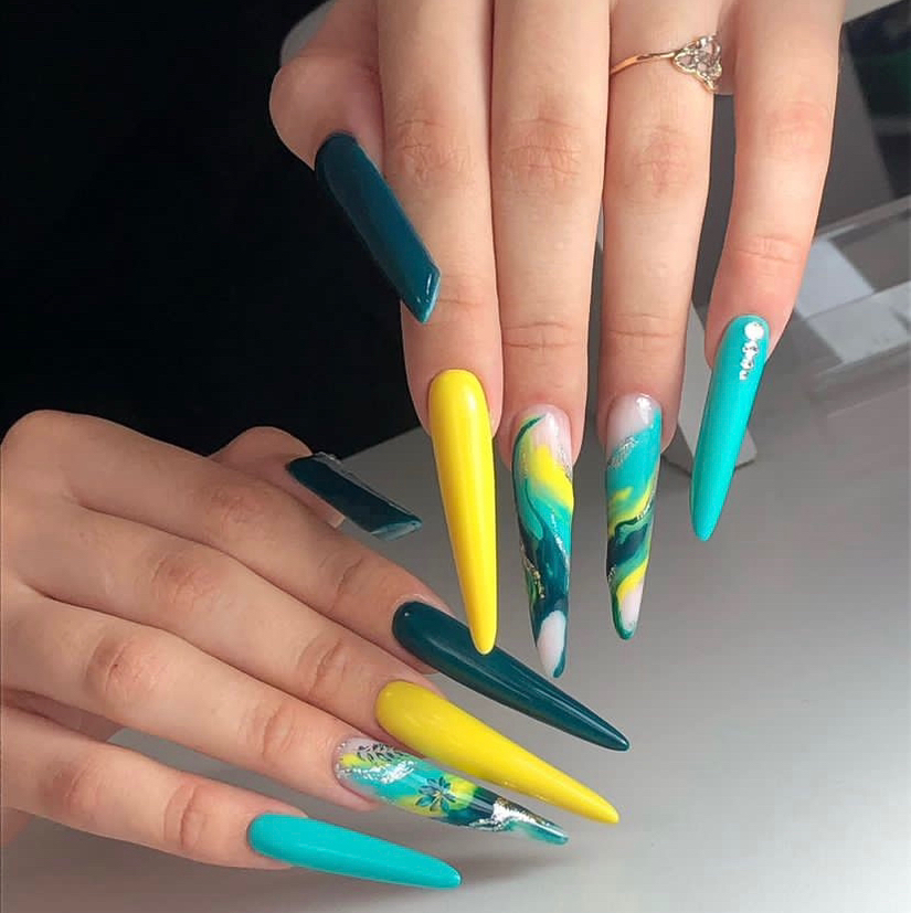 Арочное наращивание ногтей