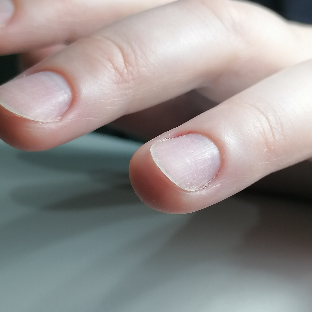 Снятие гель-лака +маникюр(без покрытия)