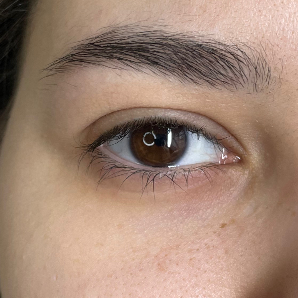 Снятие ресниц
