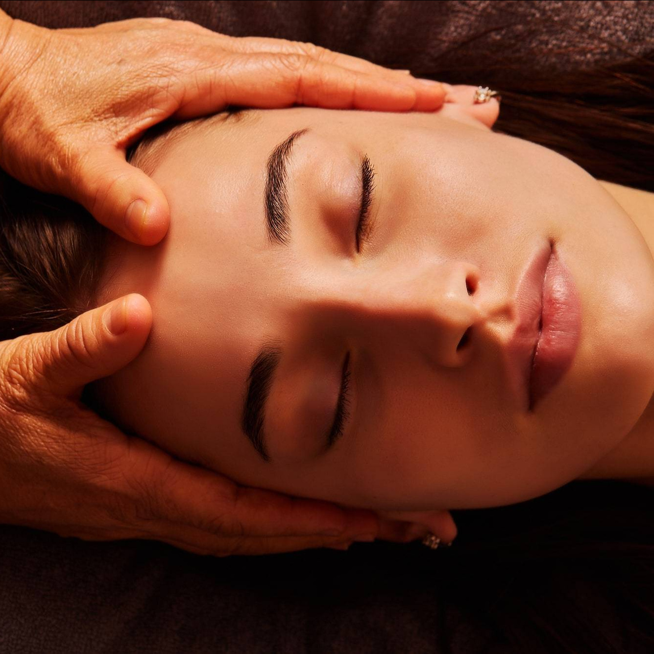 Эстетический массаж лица