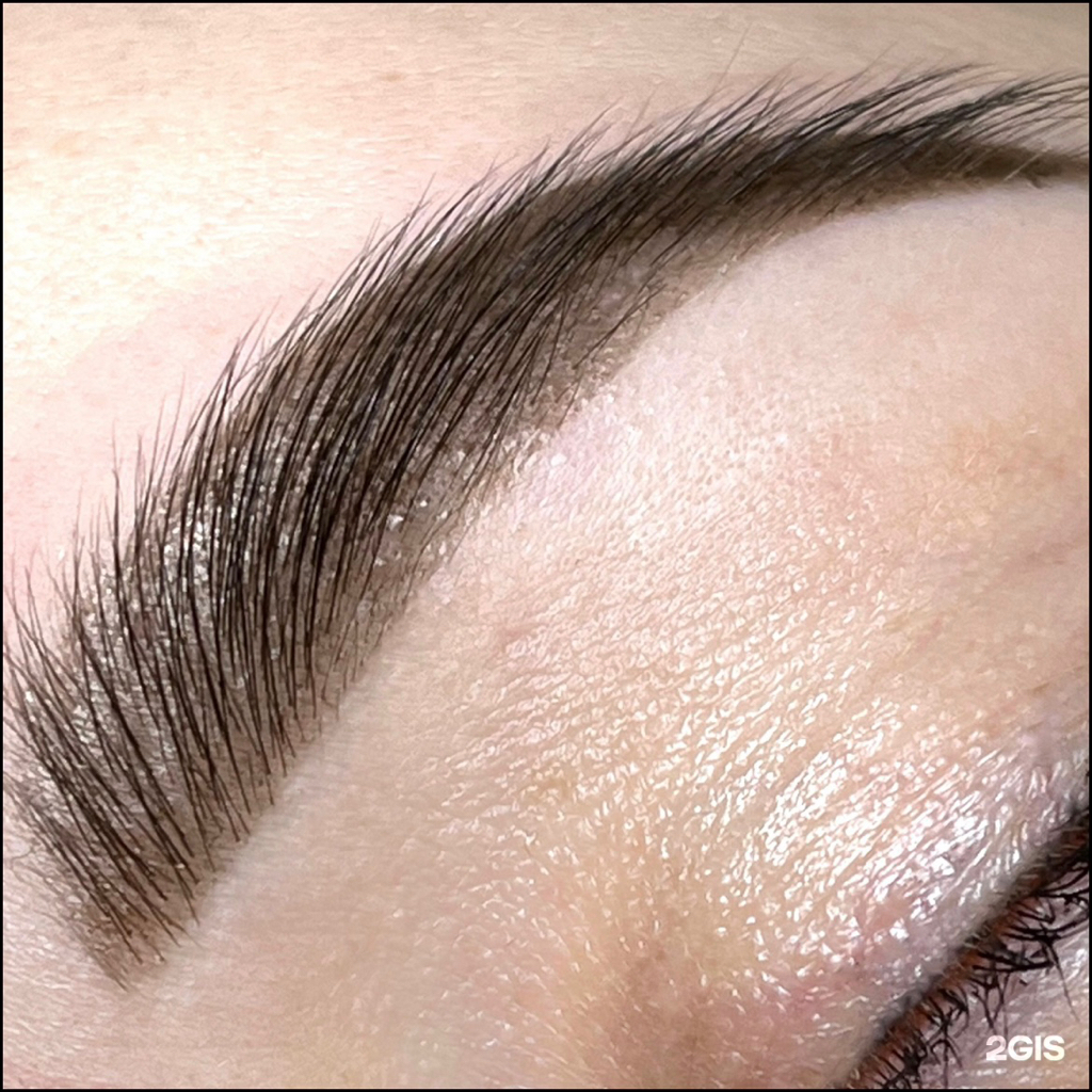 Оформление бровей с окрашиванием