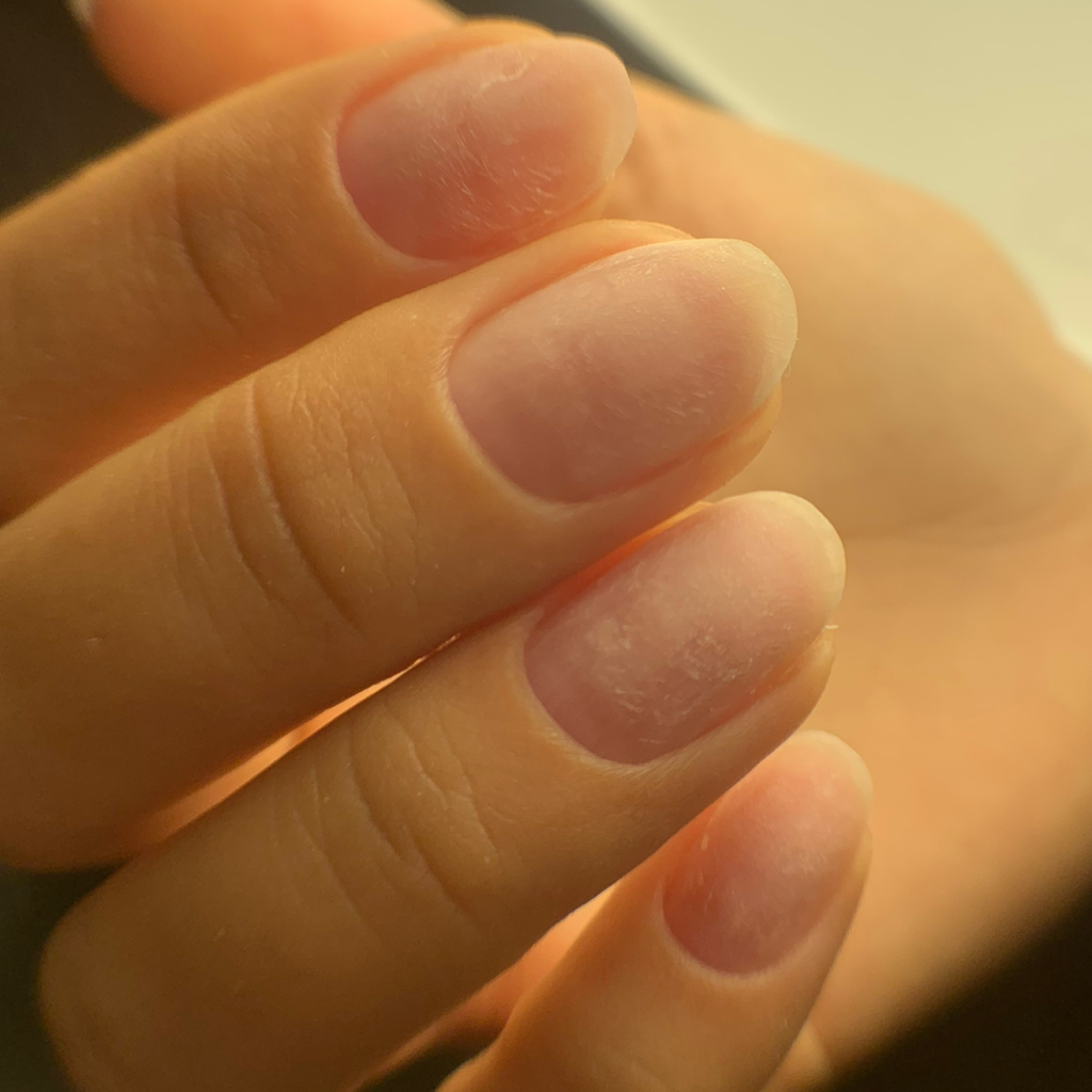 Маникюр без покрытия