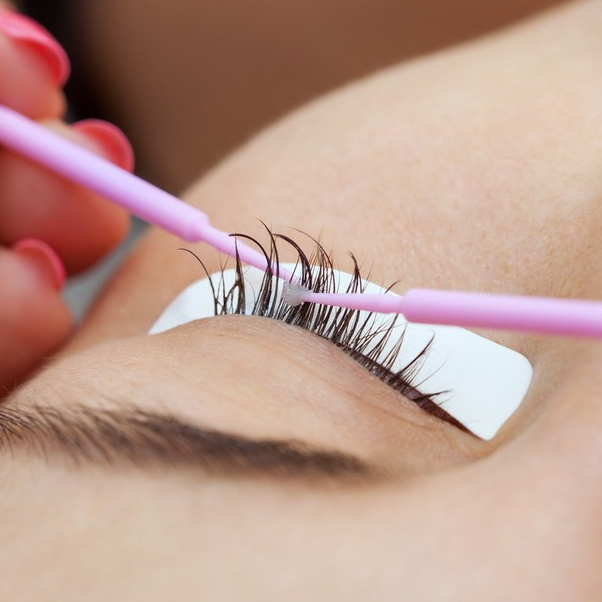 Снятие наращенных ресниц (без последующего наращивания)