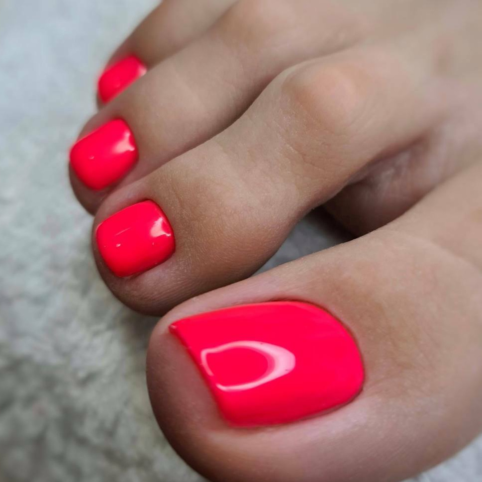 Педикюр + покрытие (обработка пальчиков)