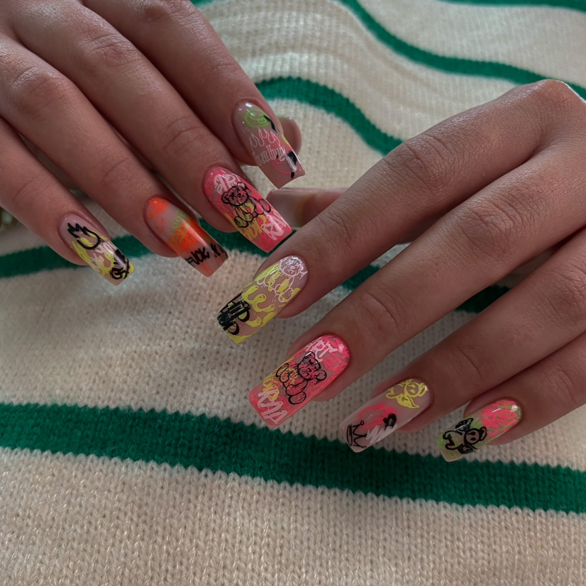 «Хочу средней длины» маникюр с покрытием