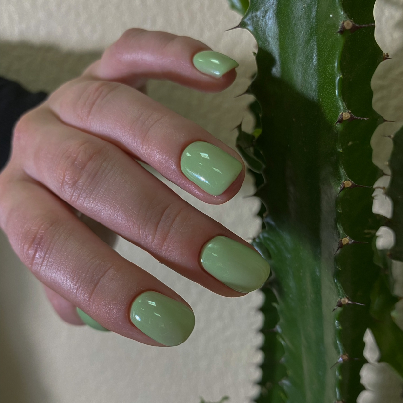 «Хочу короткие» маникюр с покрытием