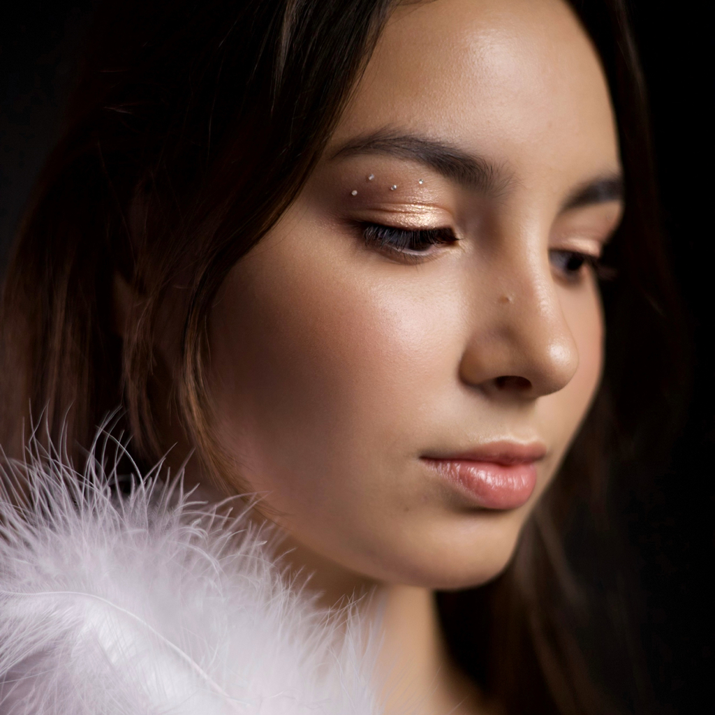 Лёгкий экспресс-макияж за 40 минут от топ-мастера Александры Калифатиди