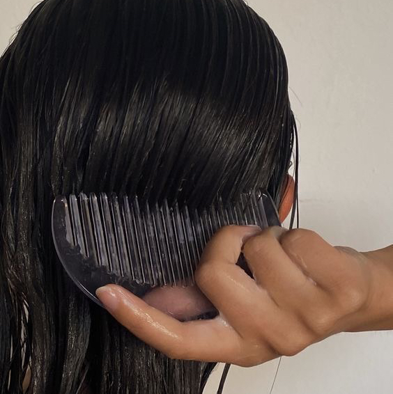 Смывка волос до плеч