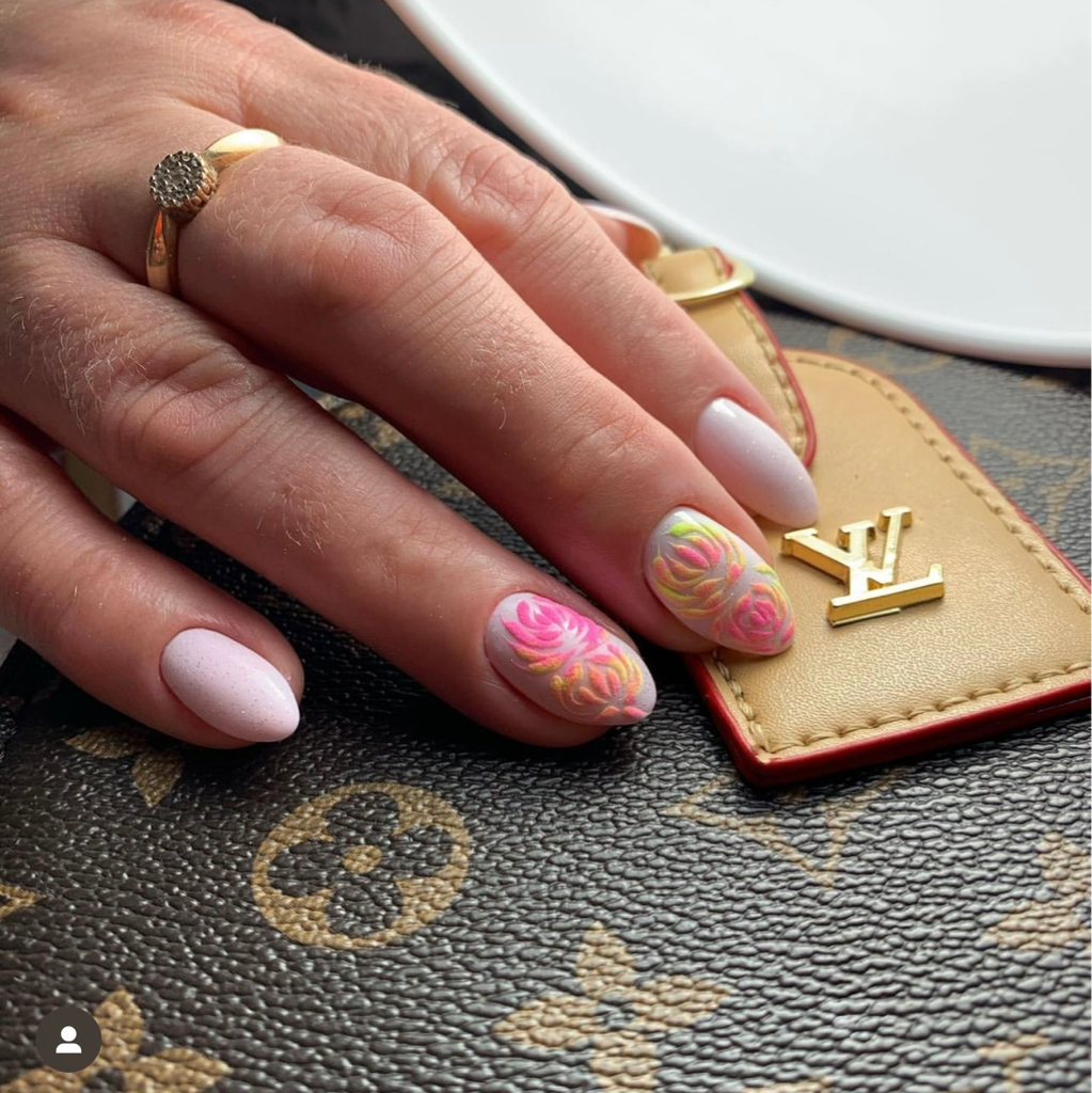 Маникюр