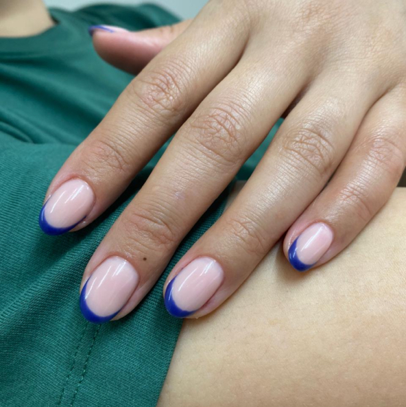 2.5 Коррекция Наращивания+френч или втирка (работа др. мастера +200) (прайс 01.2025)