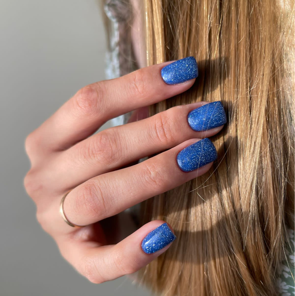 Маникюр с покрытием гель-лак+укрепление гелем