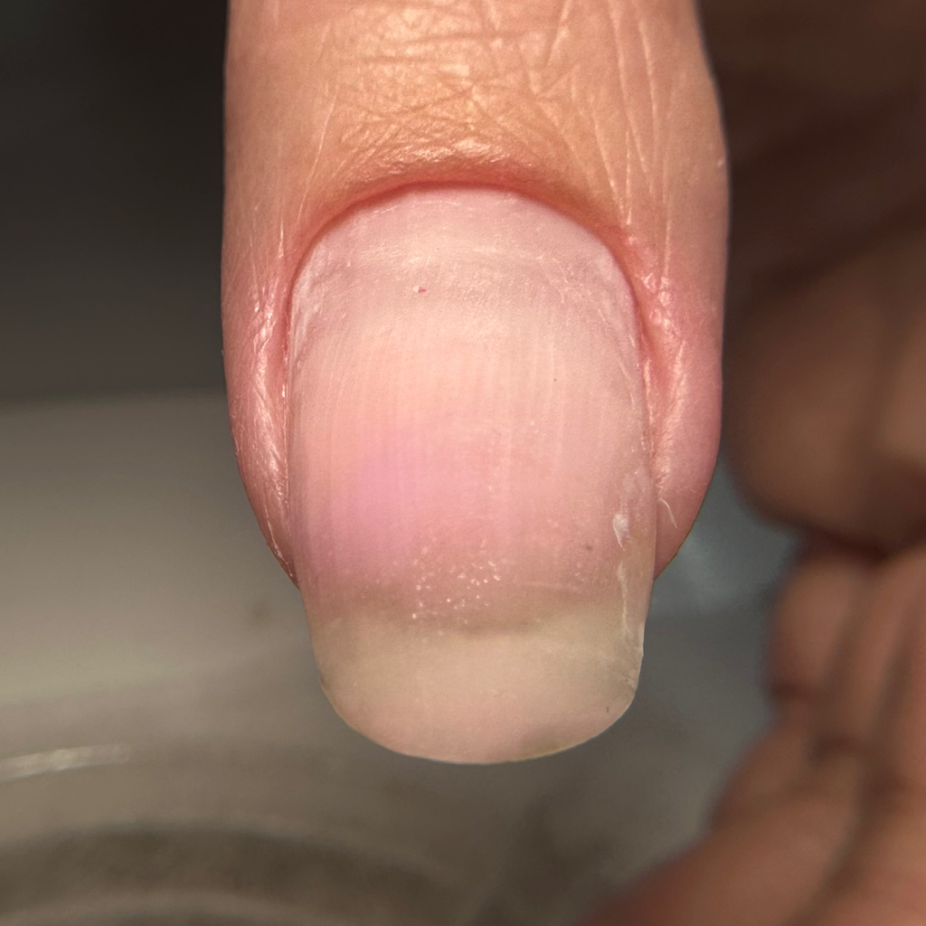 Маникюр без покрытия