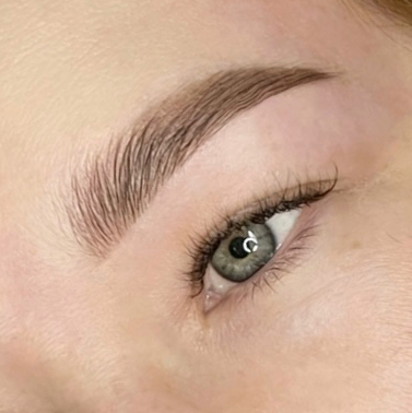 Окрашивание бровей