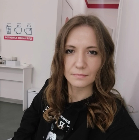 Оля Маникюр